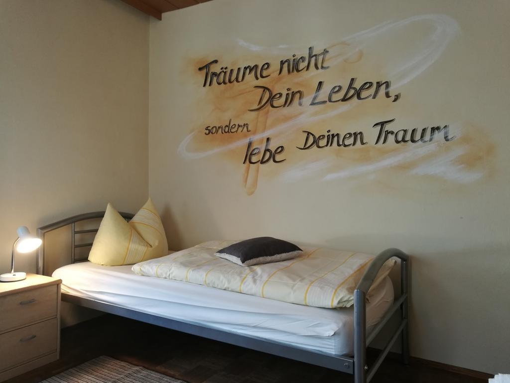 Pension Und Restaurant Reck Аулендорф Екстериор снимка