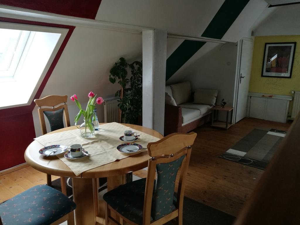 Pension Und Restaurant Reck Аулендорф Екстериор снимка