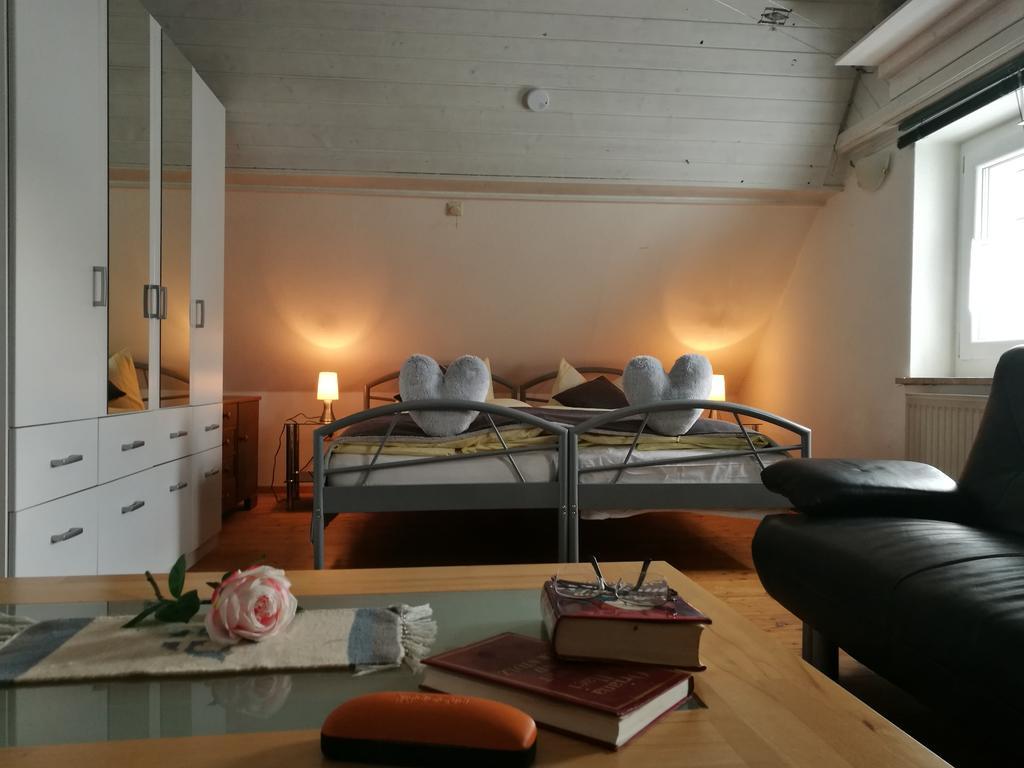 Pension Und Restaurant Reck Аулендорф Екстериор снимка